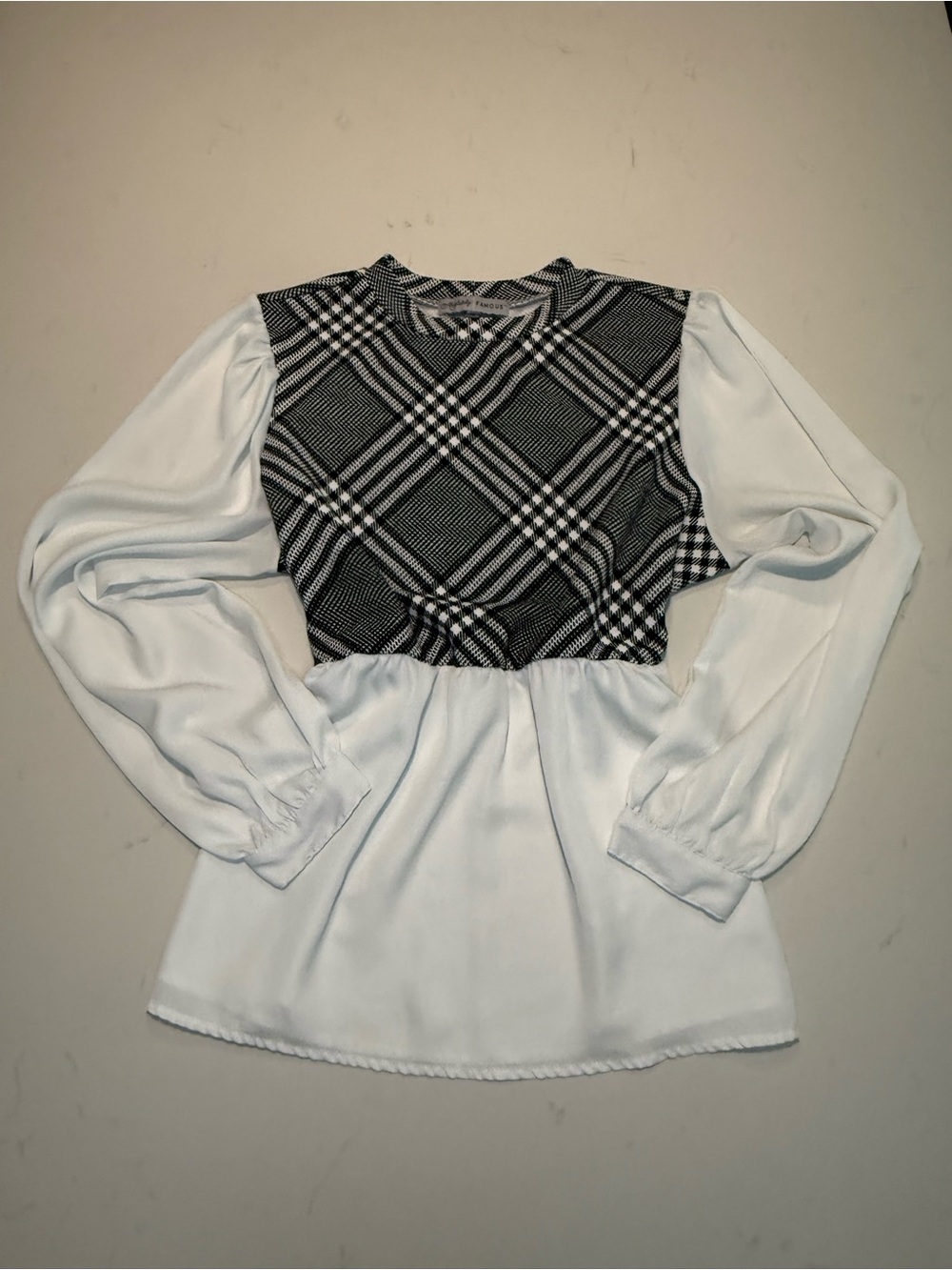 Absolutely Famous Black Plaid Bodice with White Flowing Sleeve Blouse